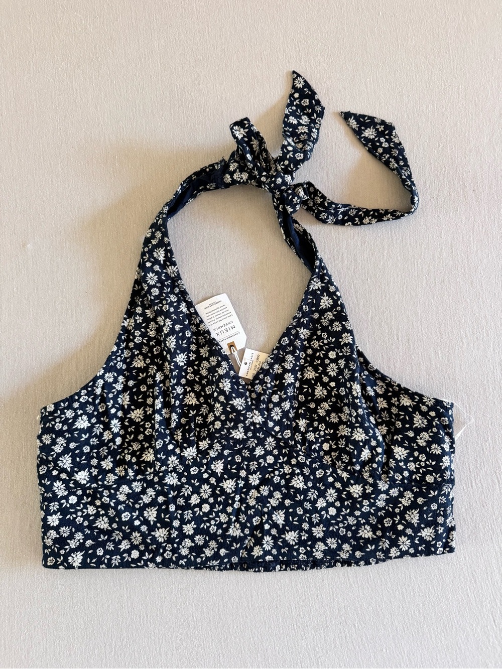 NWT American Eagle Outfitters Navy and White Floral Halter Crop Top